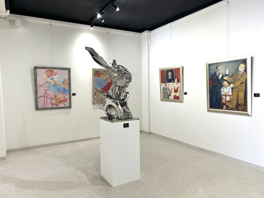 Image gallery image