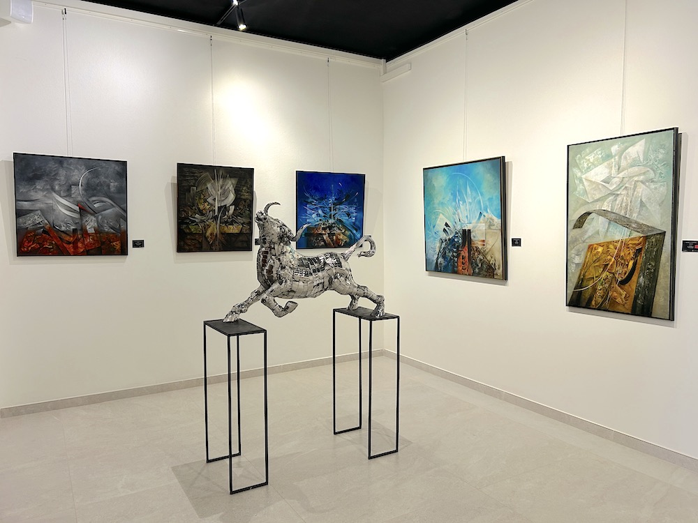 Image gallery image